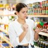 5 criterii de selecție pentru a alege produse conservate de calitate în timpul cumpărăturilor